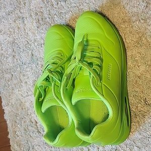 Neon green sketchers